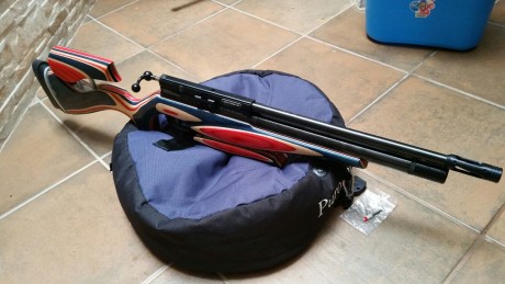 Buenas.
Vendo mi carabina BSA Gold Star SE en cal. 4.5.
Culata laminada Union Jack.
16 julios.
Version 10