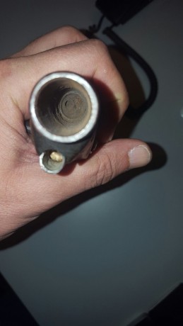 Pistola de bolsillo´de avancarga fabricada en Eibar hacia 1850, con llave de patilla con perrillo en forma 80