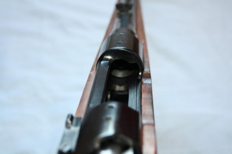 Buenos días 
Se vende rifle Santa Bárbara calibre 308, absolutamente nuevo, se entrega con el visor, que 10