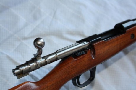 Buenos días 
Se vende rifle Santa Bárbara calibre 308, absolutamente nuevo, se entrega con el visor, que 22