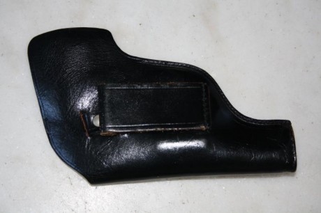 Buenos días 
Se vende revolver  marca ASTRA  2 pulgadas calibre 38. En perfecto estado, muy poco uso, 11