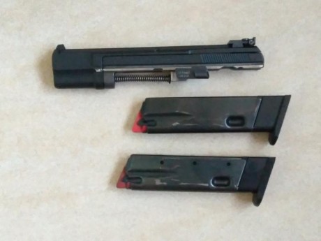 Hola, vendo un Kit Kadet calibre 22 lr, para CZ 75b, creo que es compatible para otros modelos pero no 00