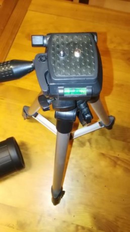 vendo visor hawke 20x60x60 comprado hace 1 año, se vende por 150 euros, se vende por haber realizado nueva 12