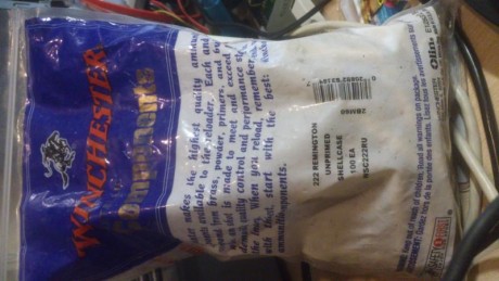 Vendo bolsa sellada de 100 vainas del calibre 222 Remington, totalmente nuevas en bolsa sin abrir.

Marca 00