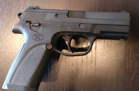 Buenos días, pongo a la venta la FNP9 de un amigo en Madrid. Guiada en A. Muy pocos tiros. 320€. Atiende 00