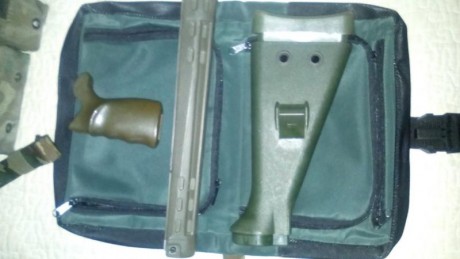 Vendo kit compuesto por guardamanos pistolete y culata verdes escedentes del ejercito aleman . Gastos 02