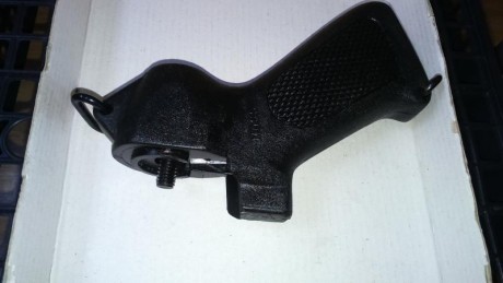 Pistolete  para Mossberg y Maverick. 
35 euros con envío a la Península incluído.
(((Vendido))) 12