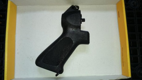 Pistolete  para Mossberg y Maverick. 
35 euros con envío a la Península incluído.
(((Vendido))) 10