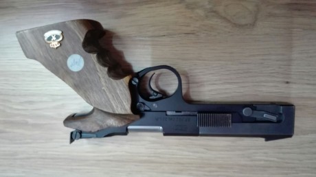 Hola a todos:
Un amigo me ha pedido que le anuncie un par de pistolas que quiere vender. Se trata de:
FAS 01