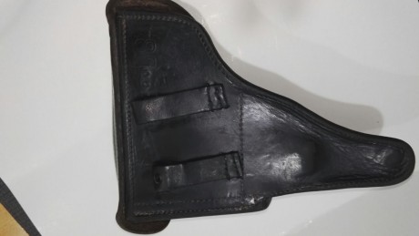 Un amigo me pide que la ponga a la venta lastima de no tener € pide por ella 1350 funda orijinal todas 32