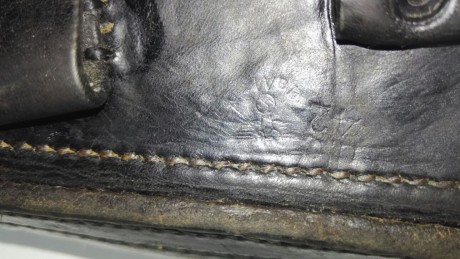 Un amigo me pide que la ponga a la venta lastima de no tener € pide por ella 1350 funda orijinal todas 31