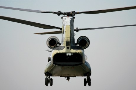 Pues eso, en este hilo pretendo deleitaros como amantes de los aviones de combate que sois muchos, con 02