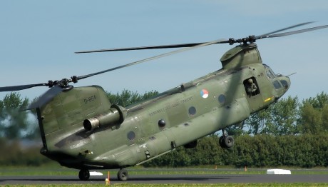 Pues eso, en este hilo pretendo deleitaros como amantes de los aviones de combate que sois muchos, con 11