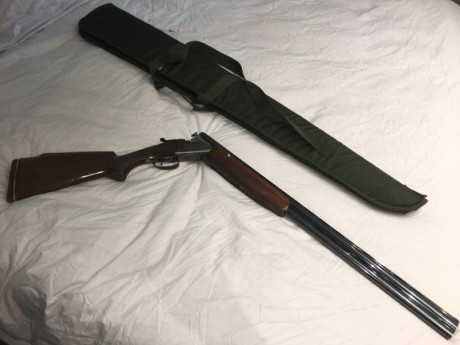 Vendo escopeta de la marca Lanber calibre 12 con cañones superpuestos de 75cm de largo, cañones ventilados 00