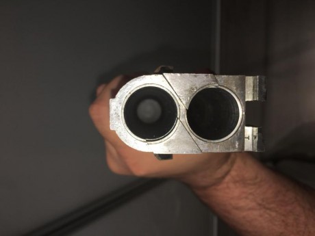 Vendo escopeta de la marca Lanber calibre 12 con cañones superpuestos de 75cm de largo, cañones ventilados 11