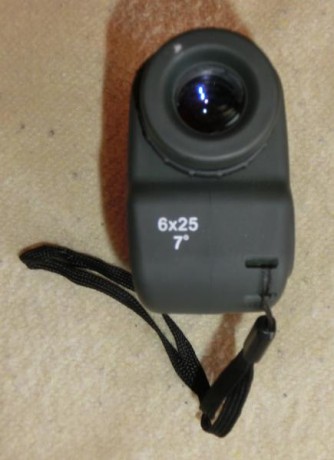 Saludos al foro.

Pongo en venta un medidor laser Hawke Range Finder RF600.
Lectura en metros y yardas. 11