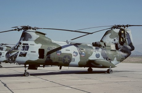 Pues eso, en este hilo pretendo deleitaros como amantes de los aviones de combate que sois muchos, con 52
