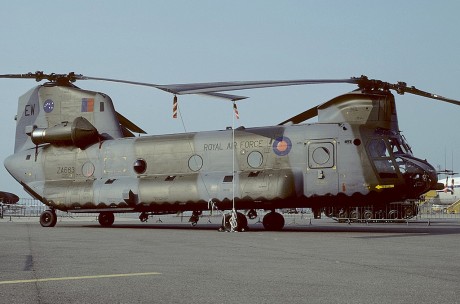 Pues eso, en este hilo pretendo deleitaros como amantes de los aviones de combate que sois muchos, con 91