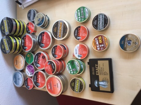 ESTACION DE CARGA CON 2 QUICKFILL HEMBRA Y 1 MACHO----- 40E
3 JUEGOS DE MONTURAS---- 20E
VISOR BSA 32X 11