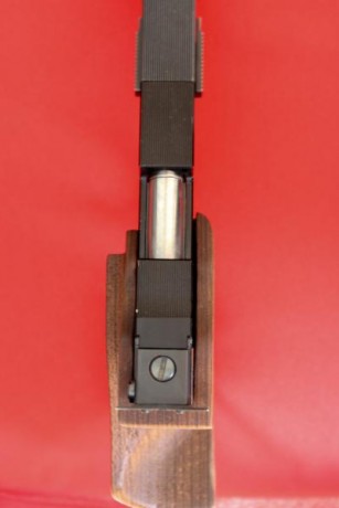 Vendo pistola FAS SP 607 cal.22 LR en perfecto estado tanto estético como funcional, perfecta para tiro 11