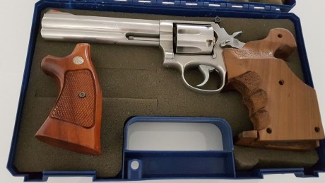 Un compañero de Club vende su revolver S&W 686 en calibre 357 Magnum, evidentemente también puede 01