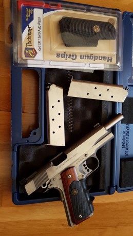 A la venta una COLT GOLD CUP TROPHY calibre 45ACP. Capricho de pistola q ha tirado dos cajas de munición, 00