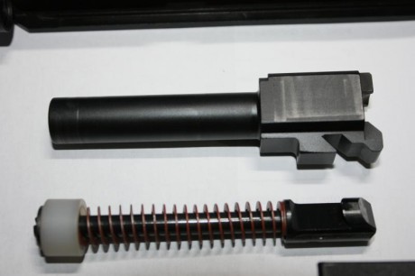 Hola a todos, pues eso, que un compañero me pide que le ponga las armas a la venta y empezamos con esta 11