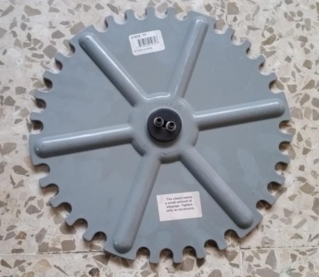 Se vende plato Large Pistol para la tolva de vainas Dillon, nuevo a estrenar sin ningún uso.

Perfecto 00