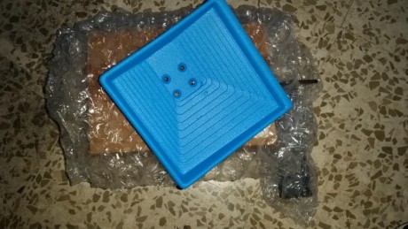 NUEVO STOCK

Se vende bandeja para las puntas de Dillon.
Con soporte para la 1050, para la 650 habría 00