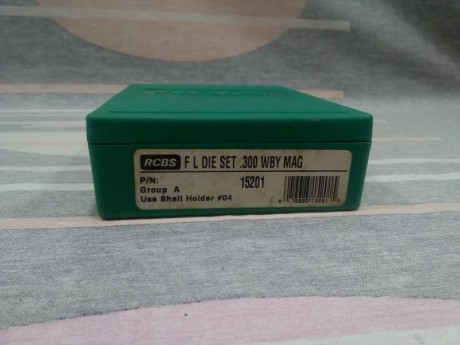 Buenas noches,

VENDIDOS!!!!

Se vende set de DIES marca RCBS para calibre 300 WEATHERBY MAGNUM. Incluye 02