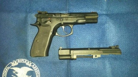 Pongo a la venta una CZ-75, en 9Pb, en perfectas condiciones, con alza miceometrica, punto de Fibra rojo, 02
