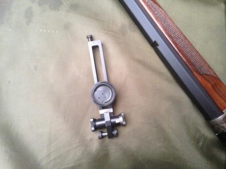 Vendo rifle High Wall de Pedersoli calibre 38-55 sin casi uso. Solo probado. Dejo la modalidad y lo vendo. 01