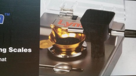 Buenas, pues lo dicho en el anuncio, vendo esta bascula practicamente nueva, muy poco usada. 

Se puede 10