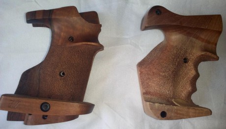 Cachas para sako triace, diestro , Talla "M"    ( ya  no la tengo )

Cachas para revolver Colt 00