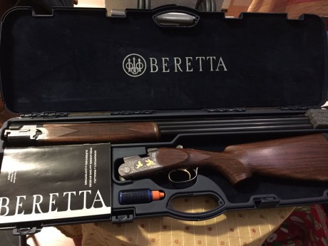 Se vende beretta ultralight de luxe superpuesta calibre 12 cañón 71 cm.

Con 5 chokes.

Selector de tiro.

Nueva 02