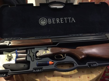 Se vende beretta ultralight de luxe superpuesta calibre 12 cañón 71 cm.

Con 5 chokes.

Selector de tiro.

Nueva 00