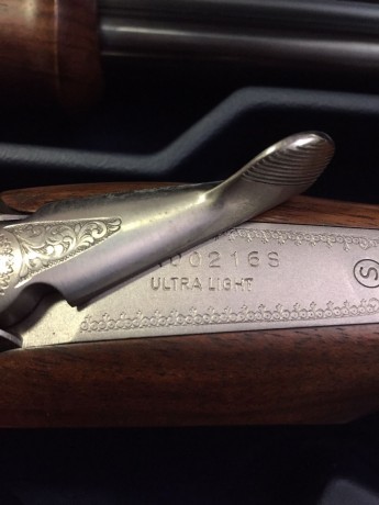Se vende beretta ultralight de luxe superpuesta calibre 12 cañón 71 cm.

Con 5 chokes.

Selector de tiro.

Nueva 11