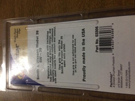 Hola

Compro cacha Pachmayr de Goma,  NO DE MADERA , para pistola Smith & Wesson modelo 39.

Saludos. 71