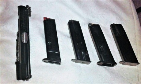   VENDIDA , SE PUEDE CERRAR ANUNCIO

gracias   

   Vendo Pistola CZ75B 75 AFINADA PARA TIRO DE PRECISIÓN. 20