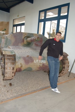  Ya que diversos foreros me han solicitado reabrir aquel viejo y exitoso hilo "Vernos las caras", 150