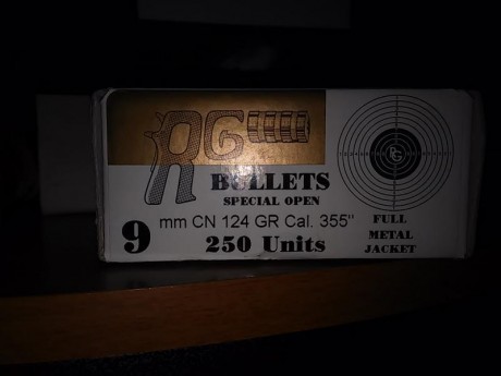 Vendo puntas troncoconicas de la marca RG, de 124 grains cal. 355¨ FMJ.
El precio de la caja de 250 unidades 00