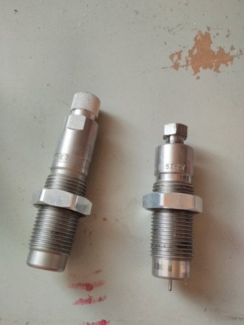 Buenos días.
Vendo dos juegos de DIES del 7x57mm
dies RCBS 7x57mm  35€, estan sin usar ya que el que los 01