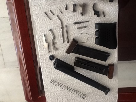 En perfecto estado de funcionamiento sin interrupciones y con un montón de repuestos 
250€ . 10