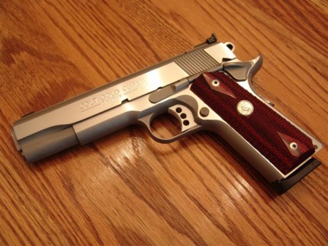 Estoy interesado en la compra de unas Cachas originales Colt Custom Shop de lujo para 1911 , que no sean 00