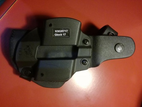 Vendo:
Funda policial para Glock 17 marca Front Line.
Como nueva.
Precio: 40€ + gastos si es fuera de 01