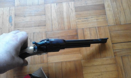 Vendo revolver Super Dakota, calibre 44 Mag., en perfecto estado estético, mecanico y funcional.
Se puede 11