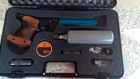 Vendo pistola ALFA PROJ SPORT CO2. Practicamente nueva con 21 meses de Garantia fábrica. 
Pistola para 01