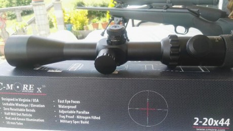 Pues me acaban de regalar un zeiss y este pues va a estar cogiendo polvo esta en un estado impecable pasa 00