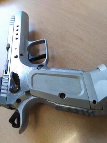 Vendo pistola Tanfoglio Stock, funcionando perfectamente, por 550€. También:
DPM Tanfoglio Stock, limited..por 01