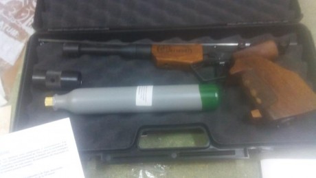 Buenas a tod@s, antes de nada presentarme, me llamo Alberto y soy de Pamplona, estoy buscando una pistola 90